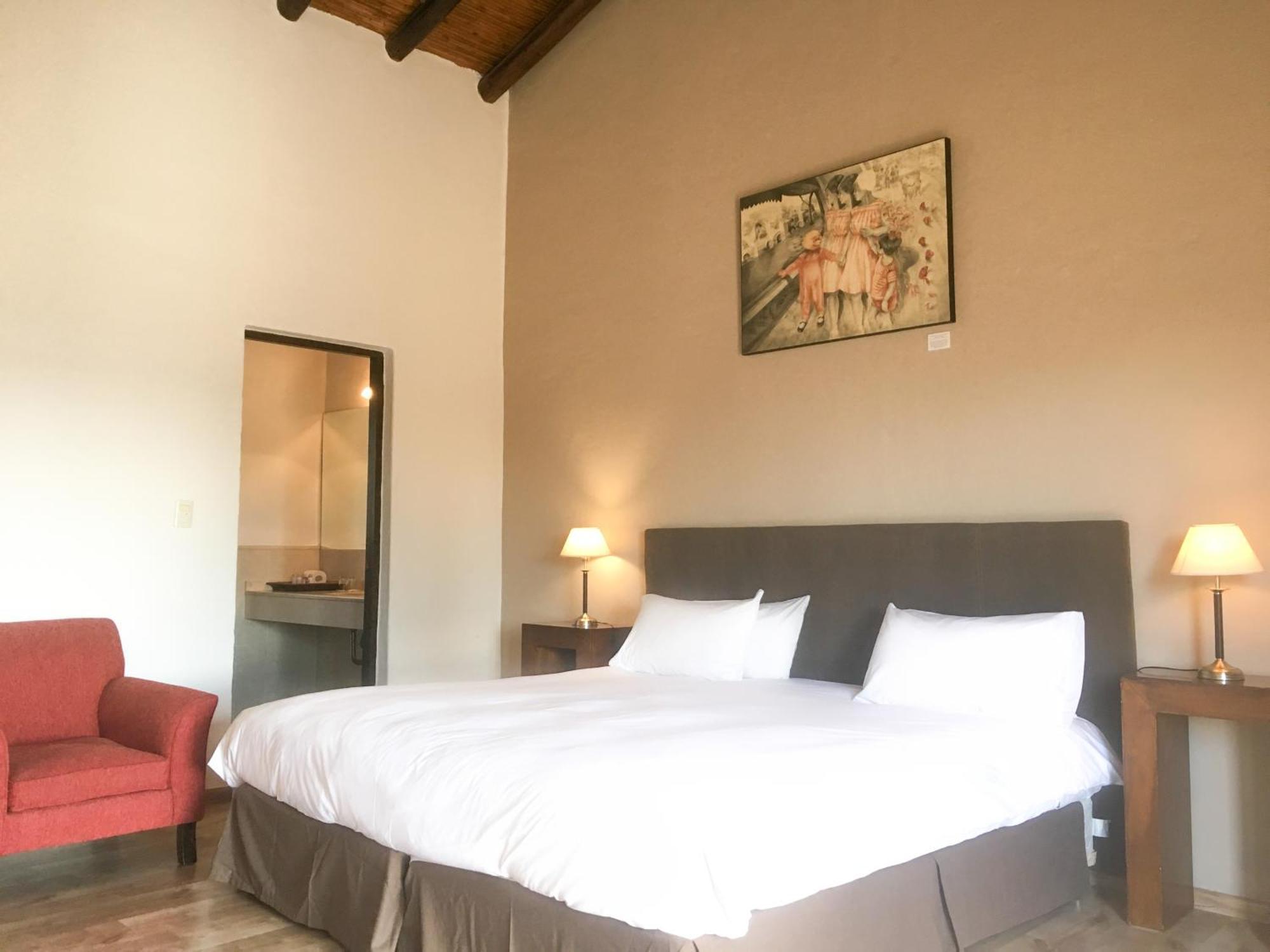 Postales Boutique Winery Hotel - Valle De Uco Colonia Las Rosas Ruang foto