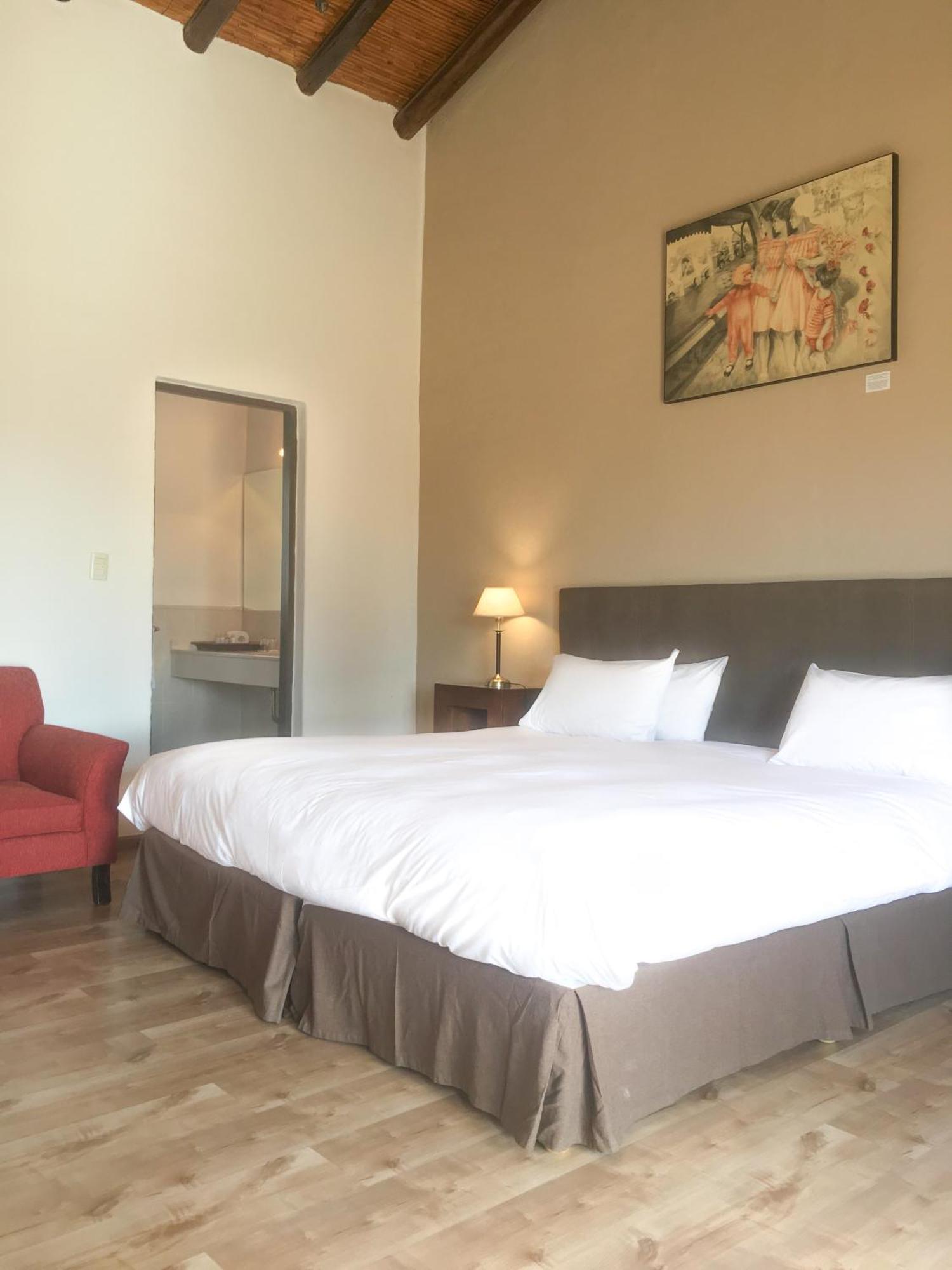 Postales Boutique Winery Hotel - Valle De Uco Colonia Las Rosas Bagian luar foto